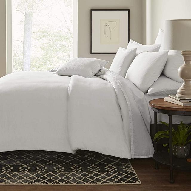 ED Ellen DeGeneres Dream Duvet Cover, Queen, White