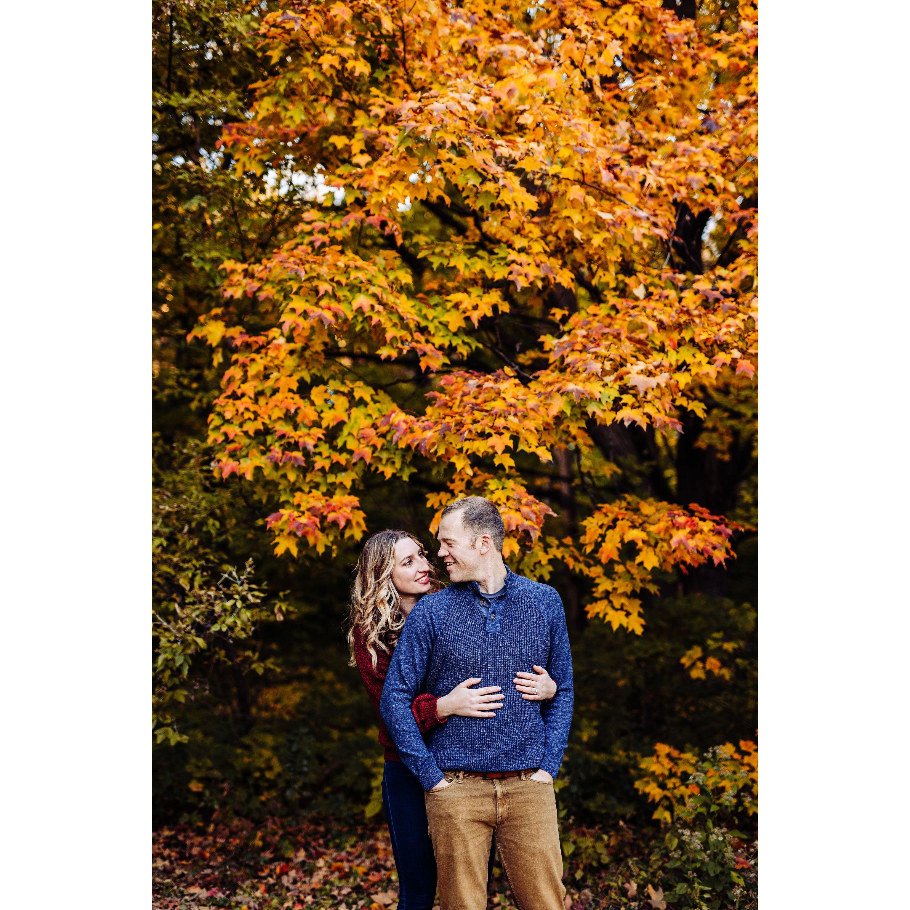 Engagement photo & beautiful fall colors.