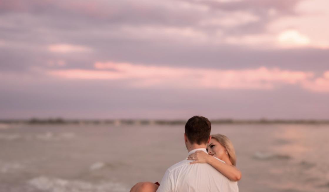 The Wedding Website of Alexandra Elizabeth Linne and Franklin Lee Turner II