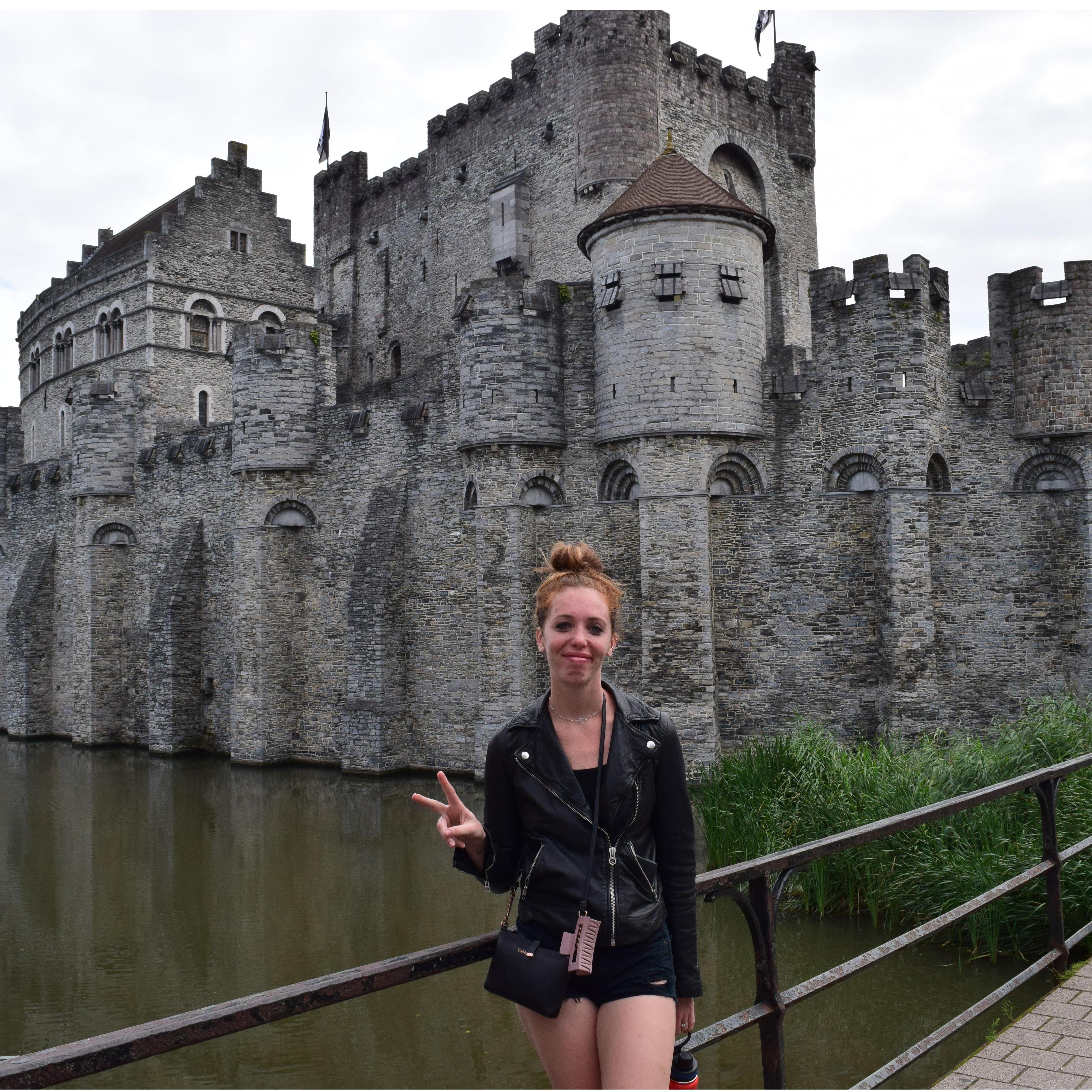 Alyssa was super pissed off that a sleepless and still-drunk Kevin woke her up at 8 in the morning to go see the Ghent castle.