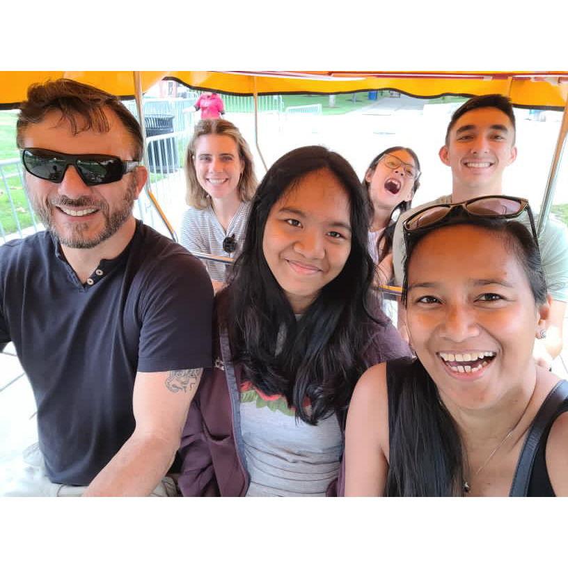 indianapolis - when lauren sang karaoke (taylor swift of course) to impress the bazes