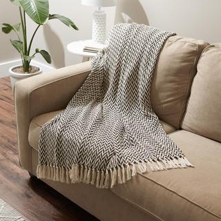 Zig-Zag Throw