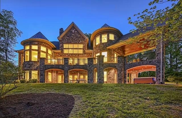 The Wedding Website of Ann Marie Pickworth and Brenden Cole Nofsinger