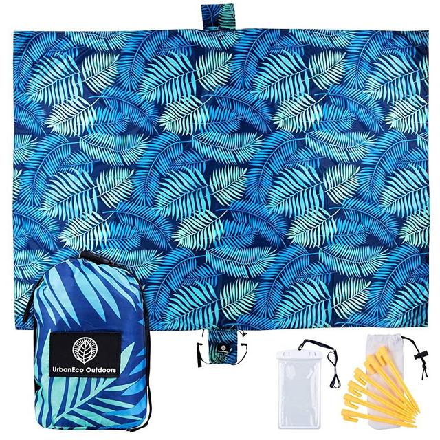 UrbanEco Outdoors Lightweight Beach Blanket - Oversized 107" x 77" - Waterproof Sandproof - Double Anchored for Fun Leisure Beach Blanket - With Stake Pouch and Plastic Stakes - Durable Sand Beach Mat