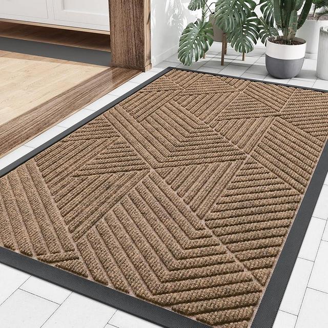 Smiry Front Door Mat Outside Entrance, Heavy Duty Sturdy Natural Rubber Doormat, Trap Dirt and Moisture, Easy Clean Low Profile Welcome Floor Mats for Indoor Outdoor Entry, 29.5x17 Inch, Coffee