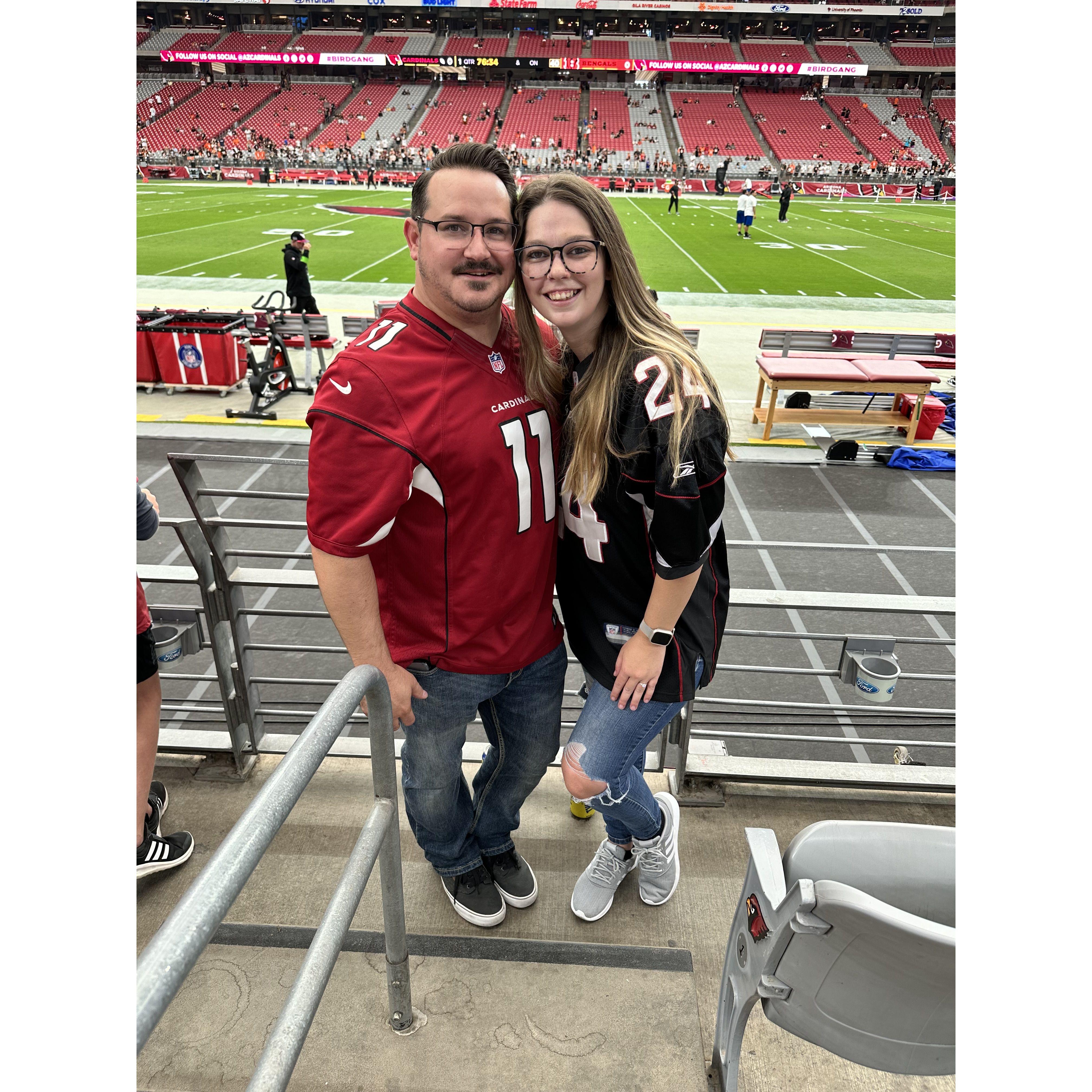 Kiana said we were going to the Statefarm Stadium to “tailgate” little did I know she actually bought 1st row, 50 yard line seats. Such an epic Sunday! 🏈🍻