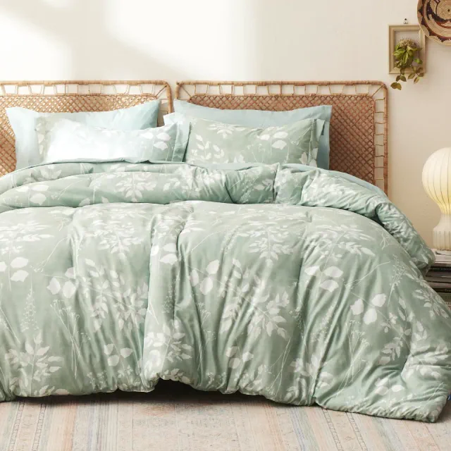 Bedsure Sage Green Queen Comforter Set 7 Pieces Floral Bed in a Bag Botanical Bedding Set