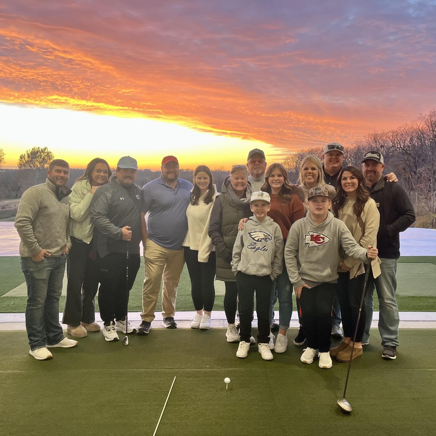 Spending Thanksgiving together with the McBride Family playing golf at Oakwood Country Club!

L to R: Cole, Peyton, Drew, Kathy, Tim, Nate, Claire, Rochelle, Ian, Mark, Crissy and Matt