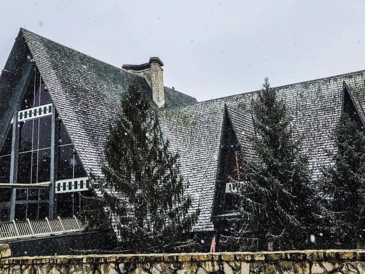 The Wedding Website of Doris Yan and Russell Mcmurry