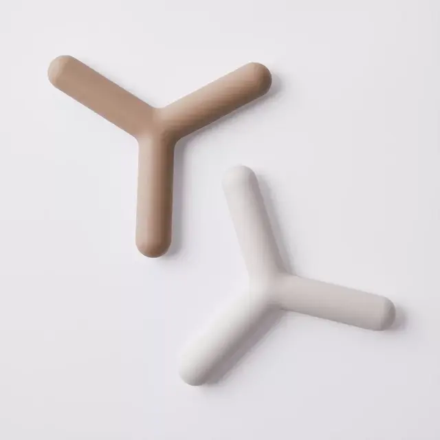 Modern Silicone Trivets (Set of 2) in Nude & Chalk White
