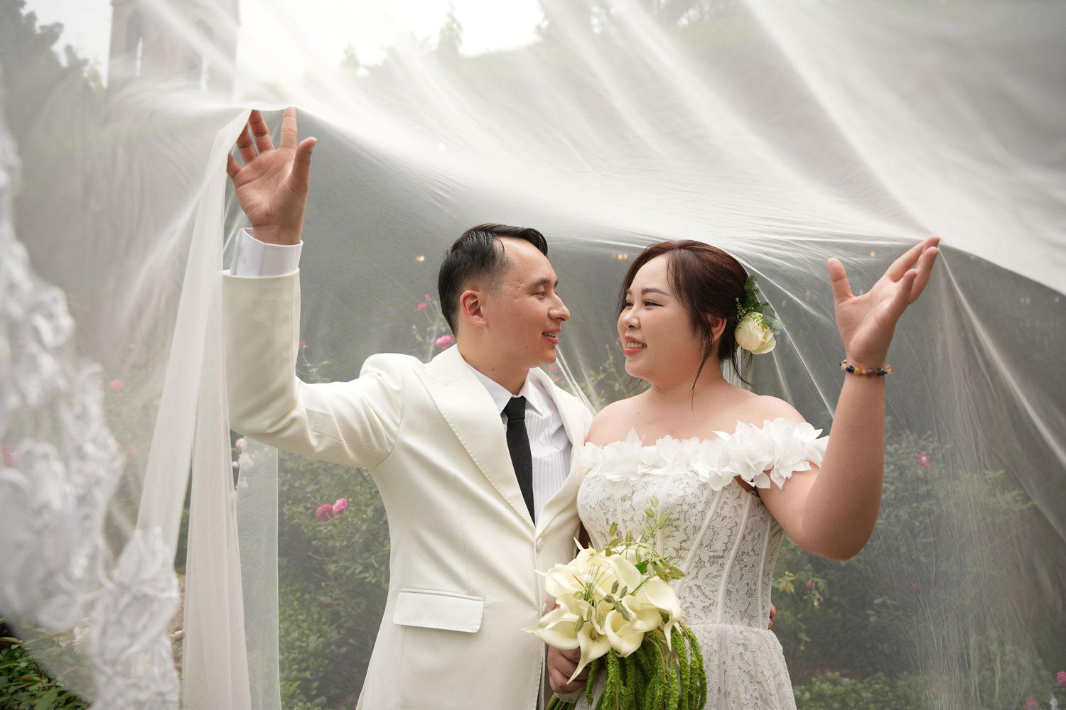 The Wedding Website of Nelson Rosado Jr. and My Tran