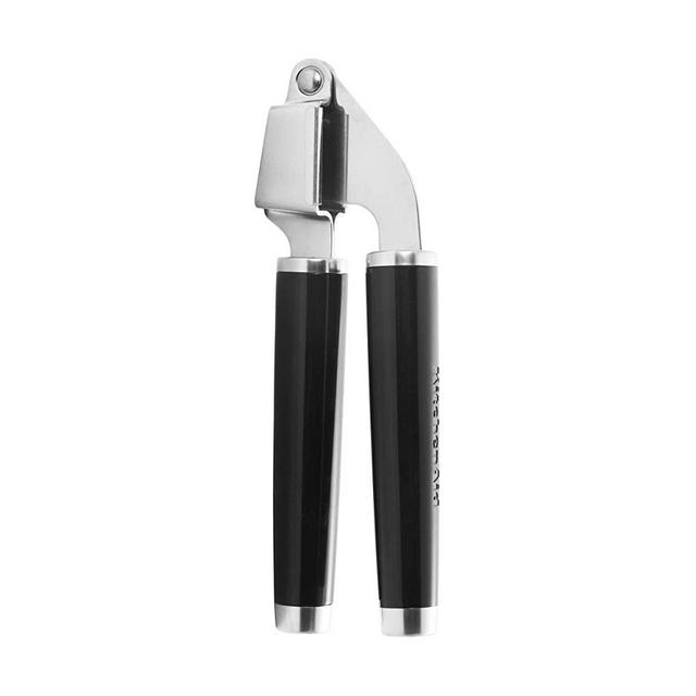 KitchenAid KE132OHOBA Classic Garlic Press, One Size, Black 2