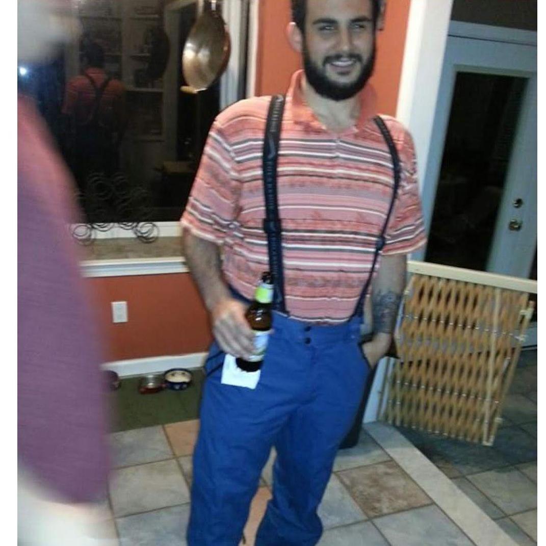 The first time Justin and Katie met- this outfit!