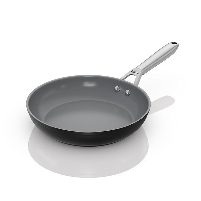 Ninja ZEROSTICK Ceramic Pro 24 cm Frying Pan, Scratch Resistant, Made PTFE-Free, All Hob Compatible, Black, CW30024UK
