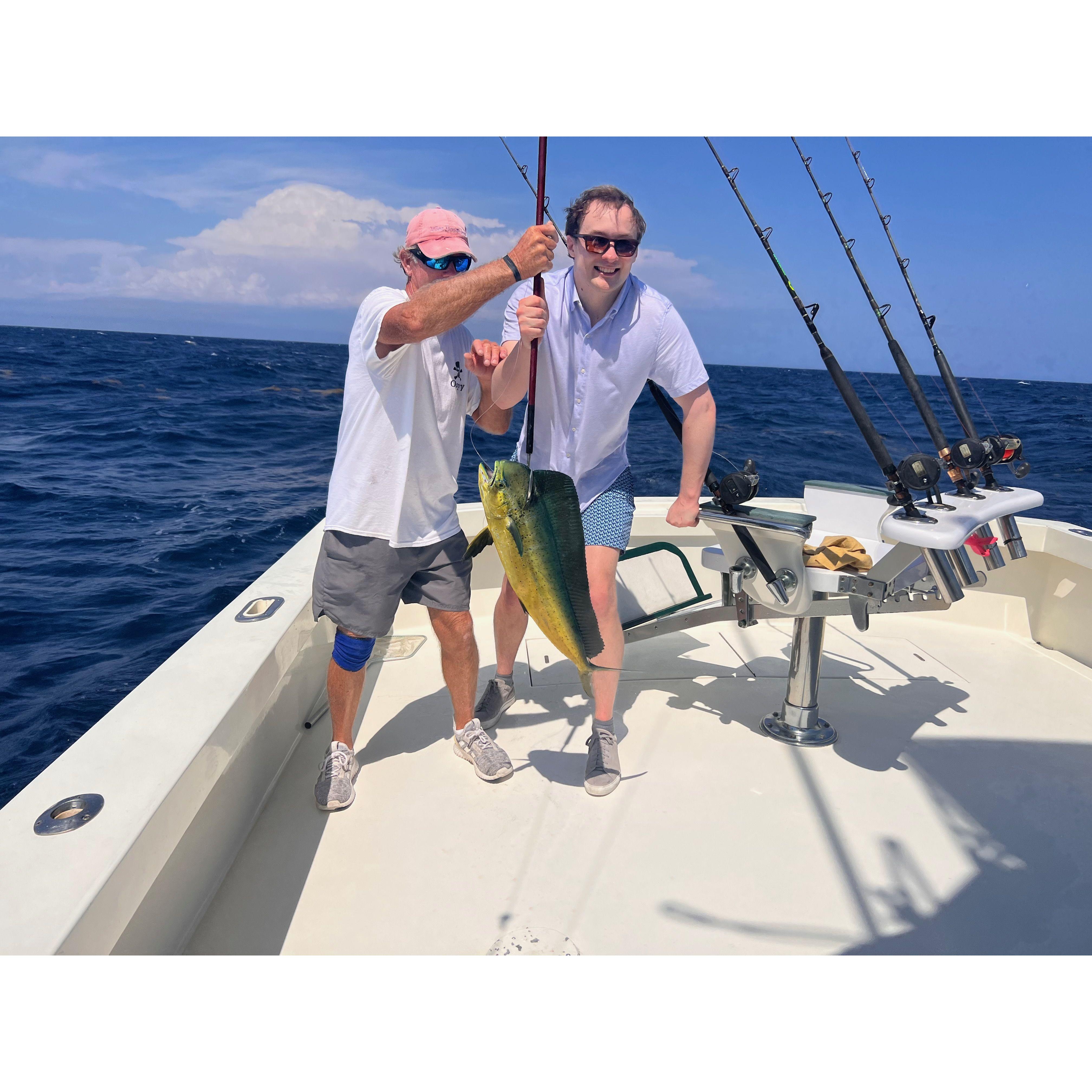 Many months later in April 2023, Diana took Conor to her company retreat in Palms Beach, FL. They both caught a Mahi-mahi. 几个月之后2023年4月，Diana带Conor参加她公司在佛罗里达的度假。他们一起抓到了一条鲯鳅。