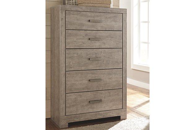 Culverbach Chest of Drawers