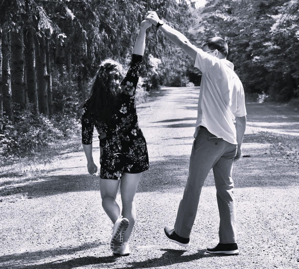 The Wedding Website of Laura Kohler and Erik Ellefson