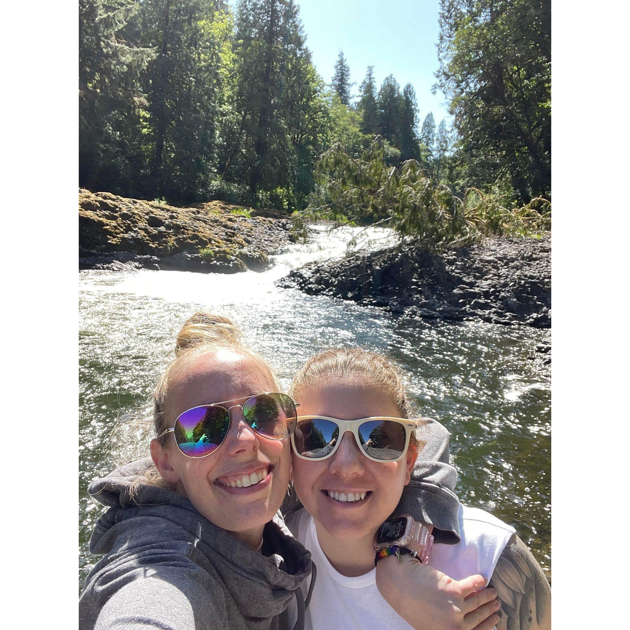 Rainbow Falls rock hounding trip