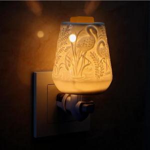 STAR MOON Candle Warmer Wax Melt Warmer Wax Warmer for Scented Wax Night Light Plug in with One More Bulb Home Fragrance Home Decor Wall Decor Flamingo Bas-Relief Craft