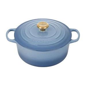 Signature Round Dutch Oven