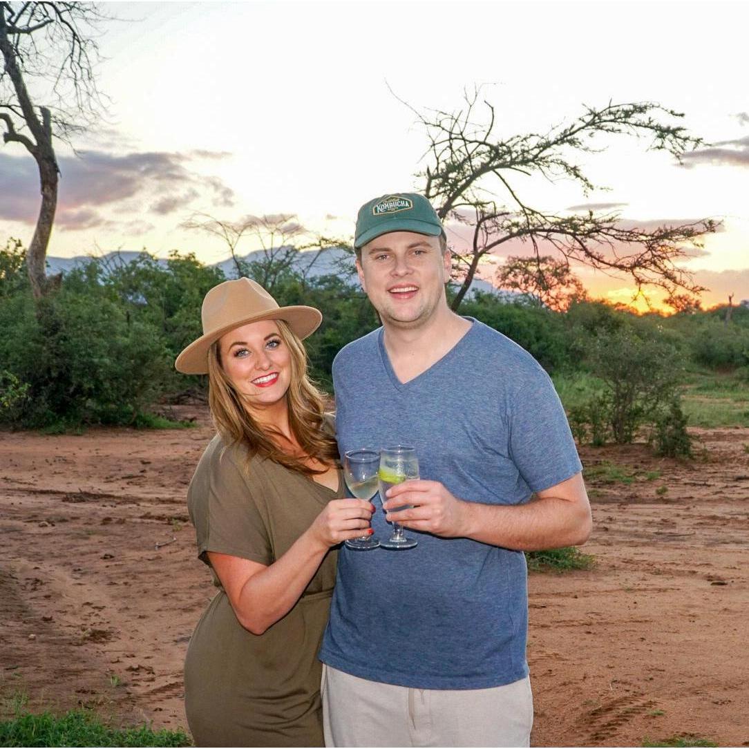 A cocktail break during our South African safari in 2019.