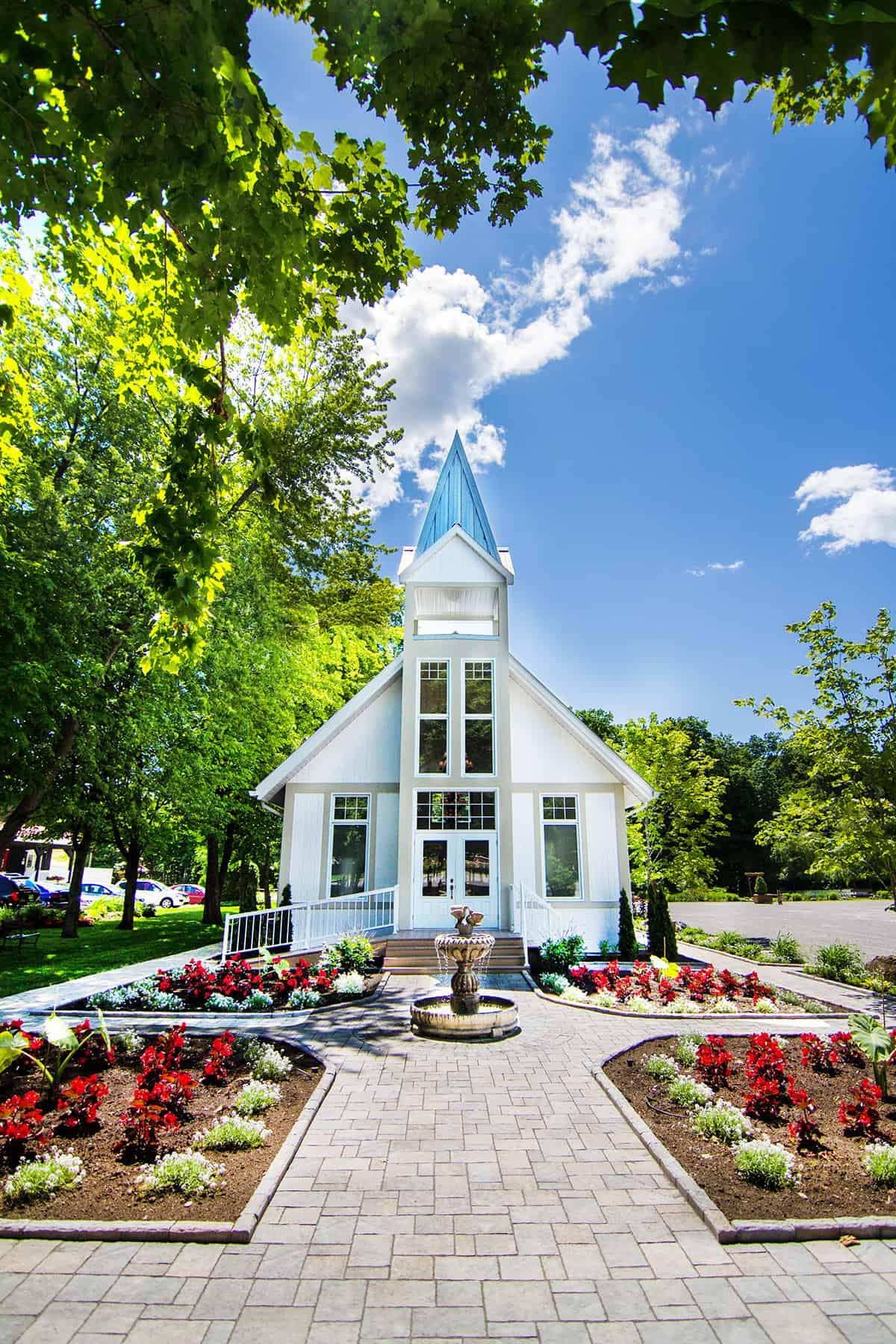The Wedding Website of Vanessa Boutin and Alex Laguë