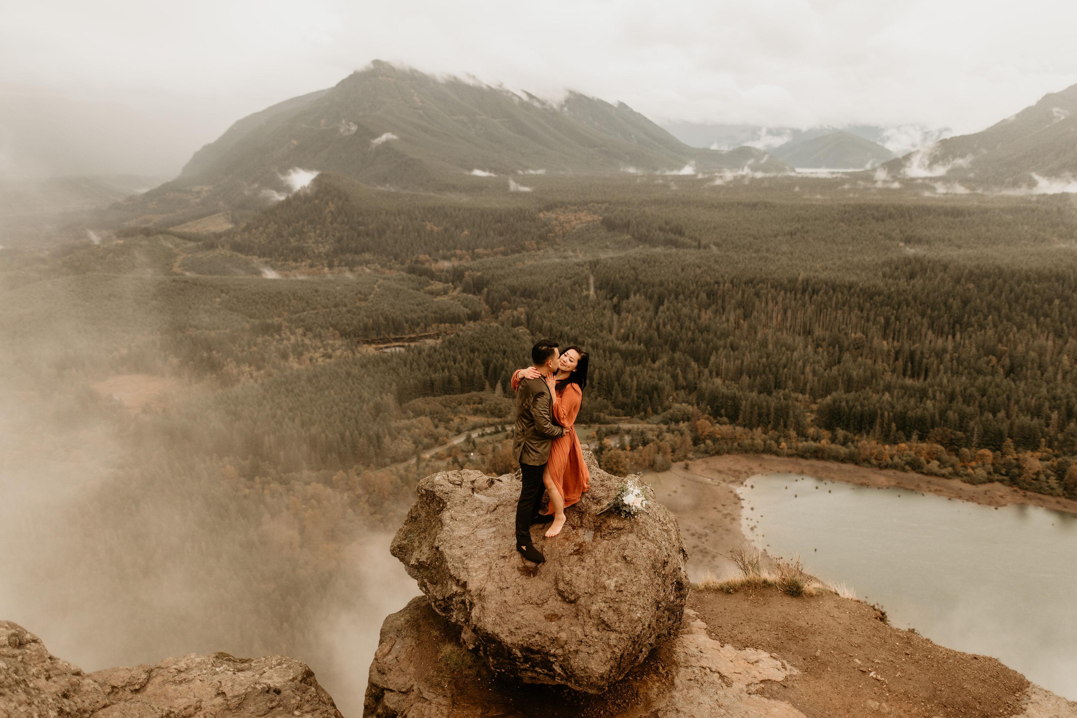 The Wedding Website of Kelly Truong and Huy Tran