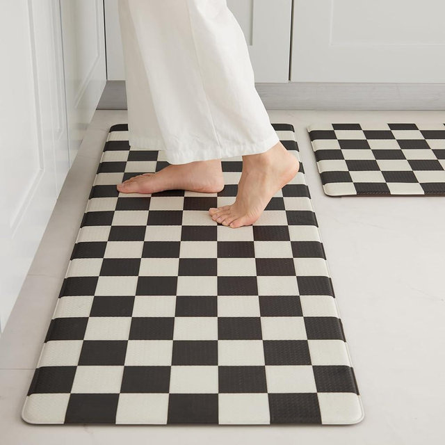 Ohocut Checkered Kitchen Mats for Floor Set of 2, 2 Pcs Black White Cushioned Non Slip Runner Rugs for Kitchen/Sink/Laundry, Comfort Aesthetic Cute Anti-Fatigue Foam Floor Mat 17.3"x29.5"+17.3"x47.2"