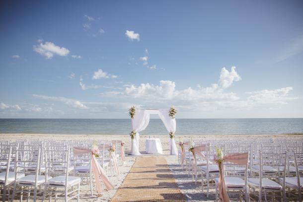 The Wedding Website of Haley Woodward and Eyad Isa