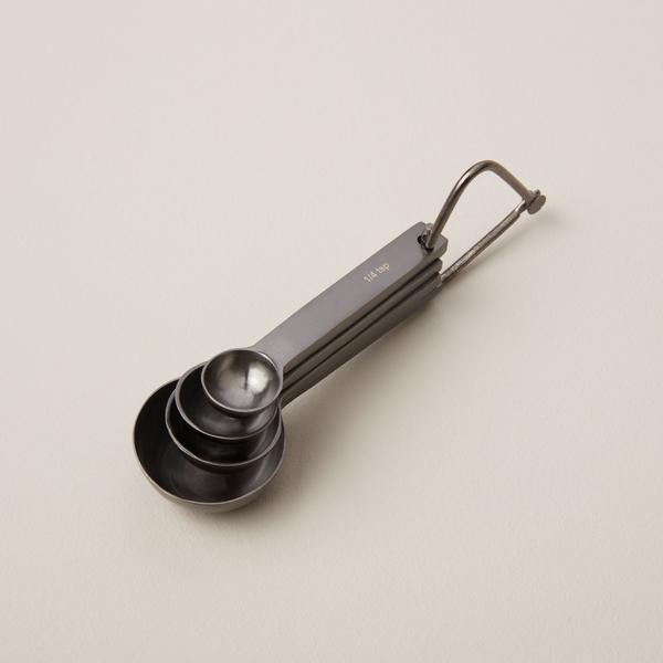 Onyx Measuring Spoons, Set of 4