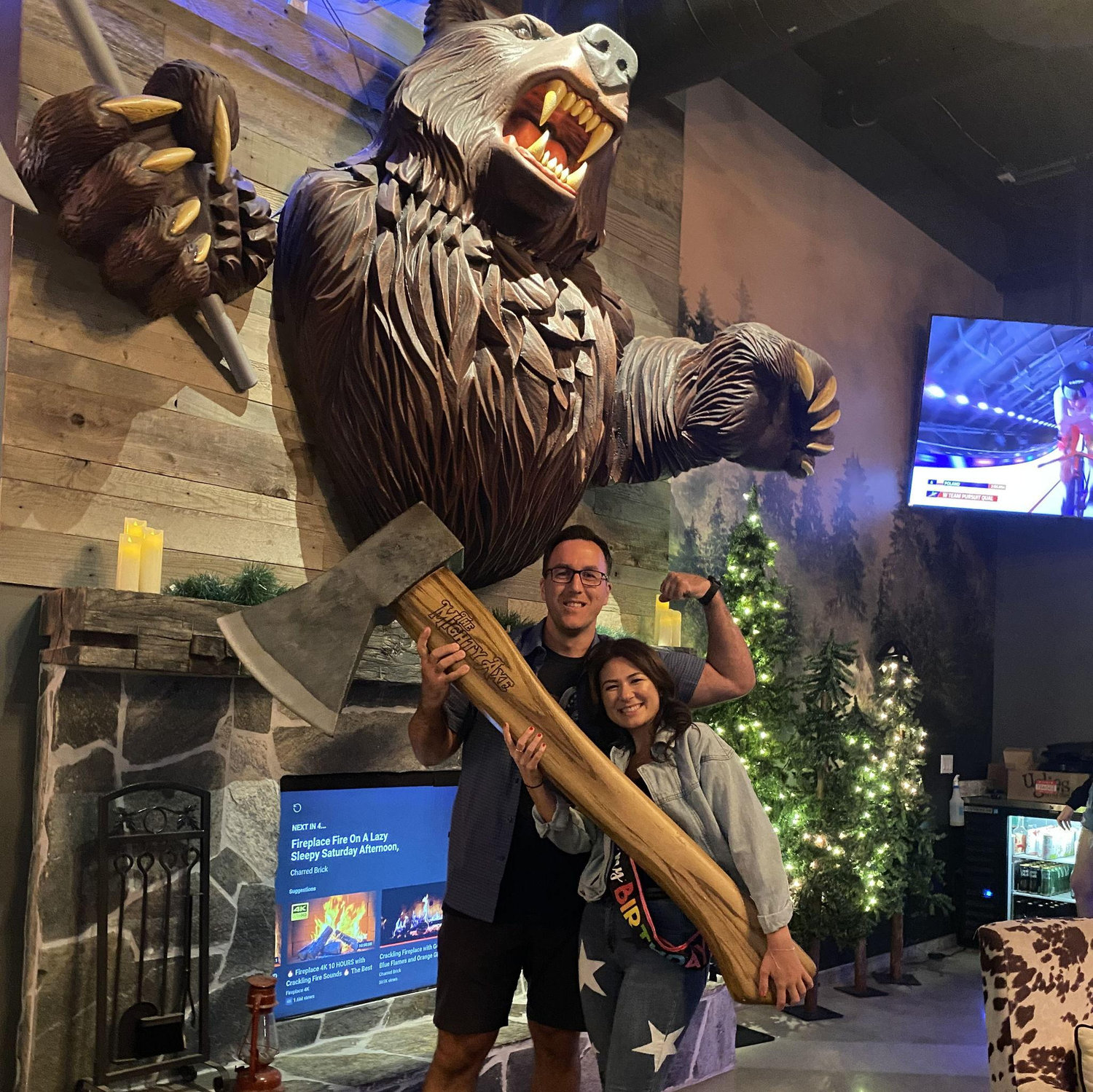 Lumberjack & Lumberjill. Watch out folks, Paulina's axe skills are strangely exceptional!