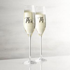 Mr & Mrs Champagne Flutes with Silver Calligraphy - Laser Engraved Champagne Flutes