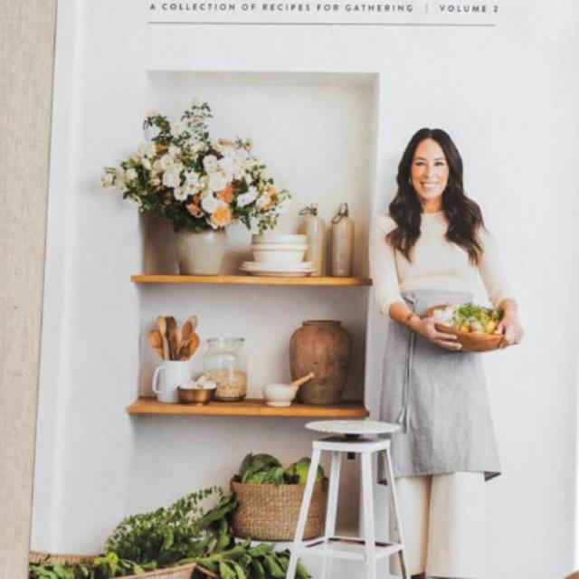 Magnolia Table, Volume 2