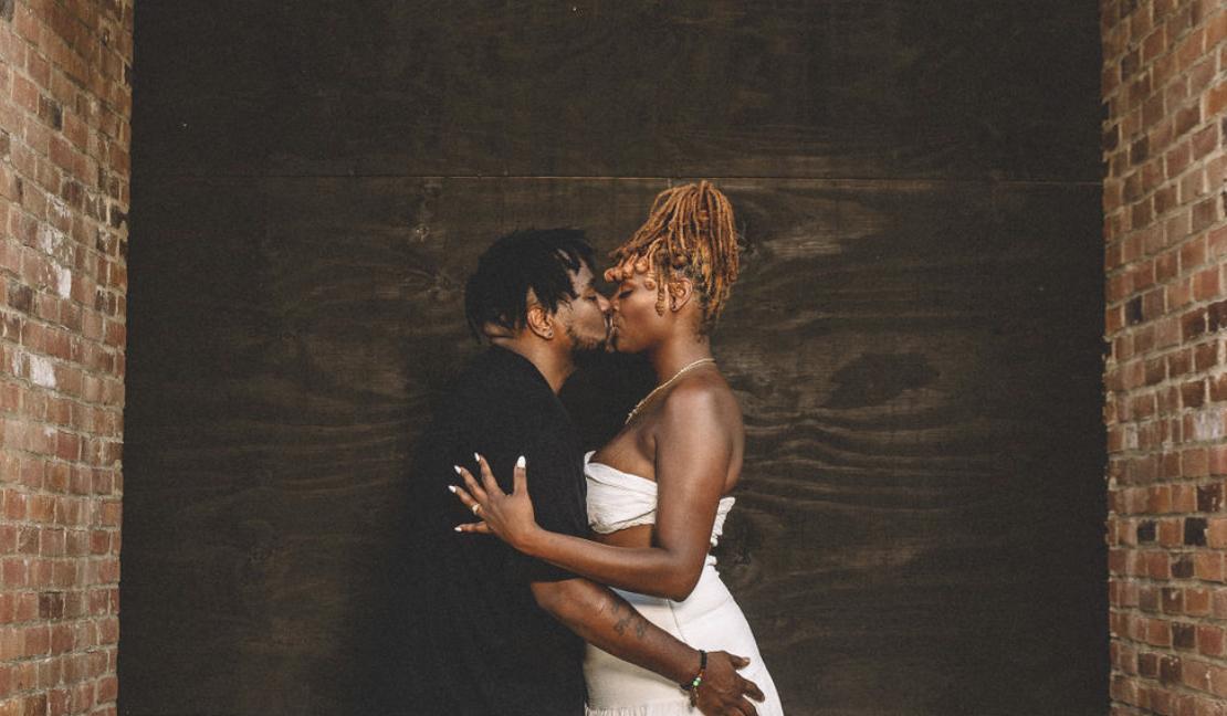 The Wedding Website of Dalounda Maye and Jonas Hall