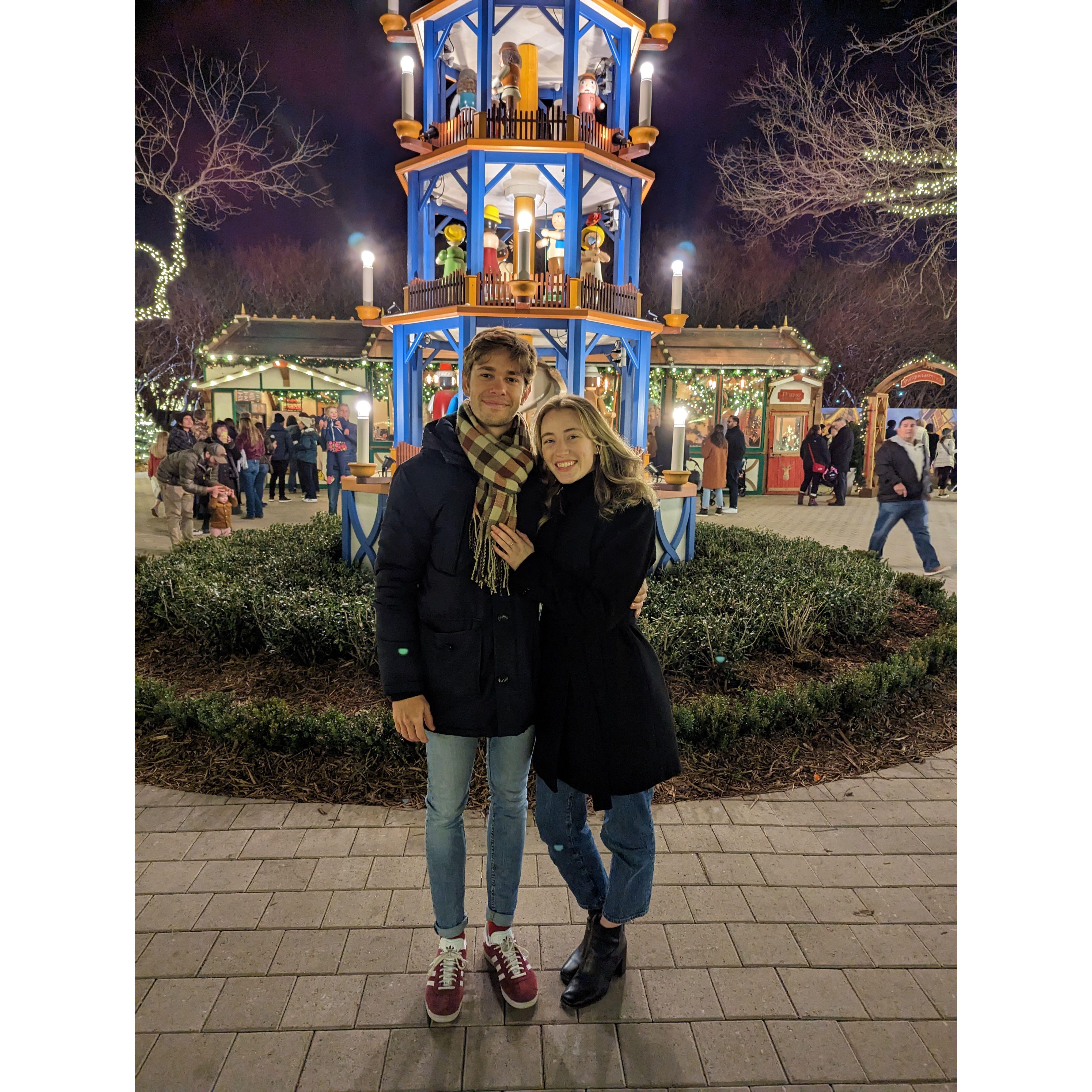 Maria loves Christmasy dates