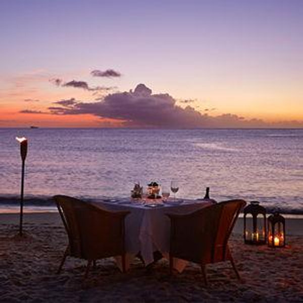 Honeymoon Beach Dinner