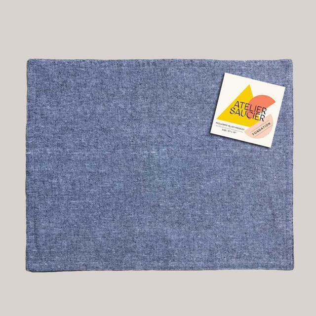 CHARCOAL CHAMBRAY PLACEMAT