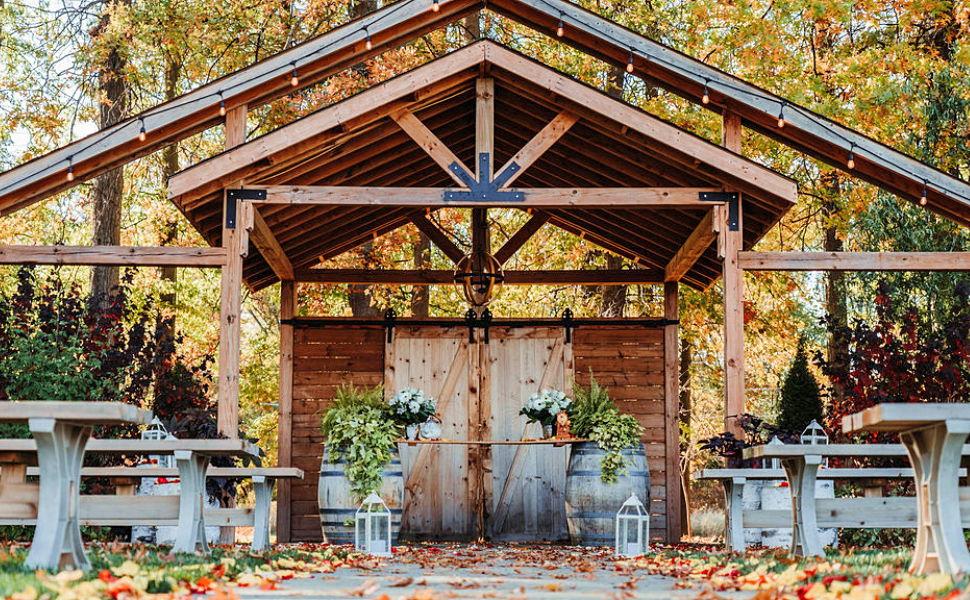 The Wedding Website of Lisa Arnold and Sam Moulson
