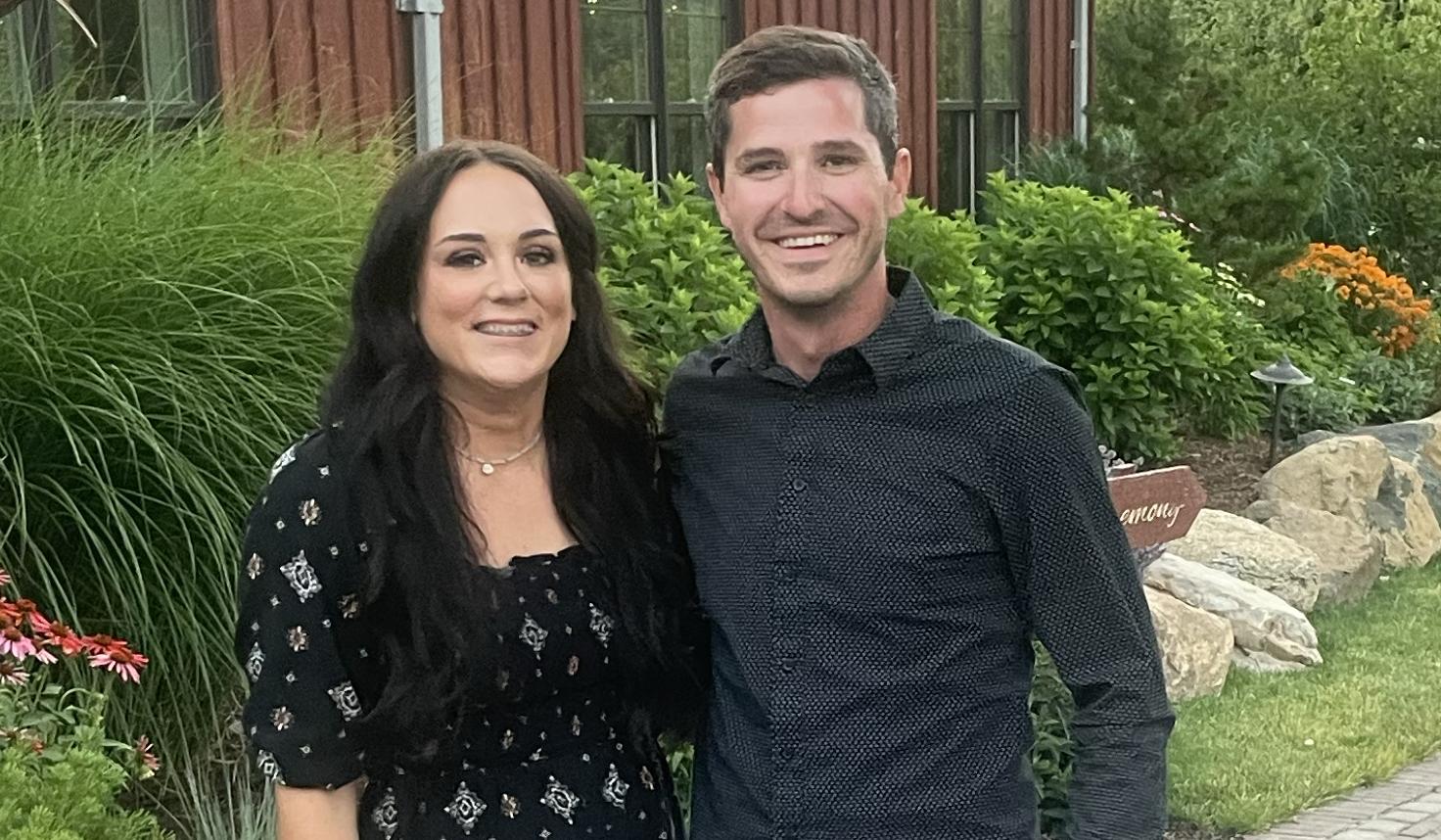 The Wedding Website of Stevie Hicks and Derek Hubbell