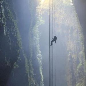 Cave Abseiling Honeymoon Excursion