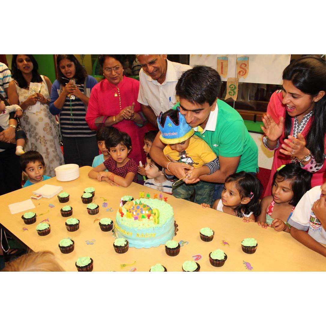 Aariv 3rd birthday with Viju's speciality cake!