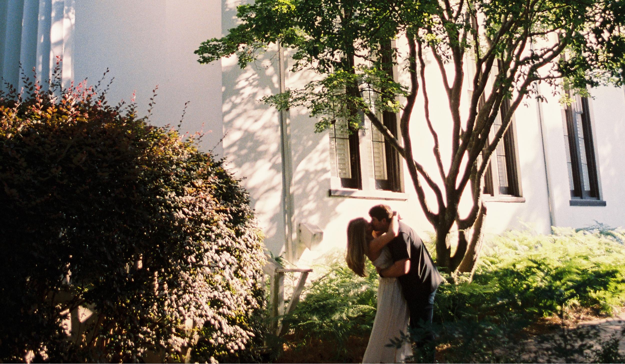 The Wedding Website of Sara Lindell and Ryan Grant