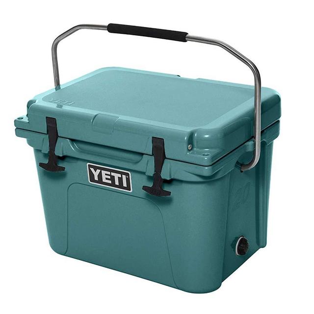YETI Roadie 20 Cooler, River Green