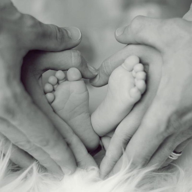Rachel and Chris’s Surrogacy Journey