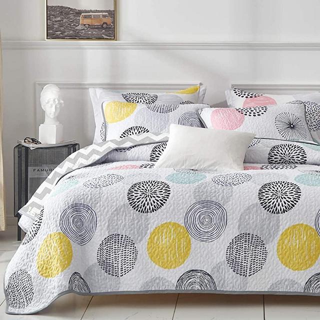 Uozzi Bedding 3 Piece Reversible Quilt Set Queen Size 90x90 Soft Microfiber Lightweight Coverlet Bedspread Summer Comforter Set Bed Cover Blanket for All Season Colorful Dots (1 Quilt+ 2 Shams)