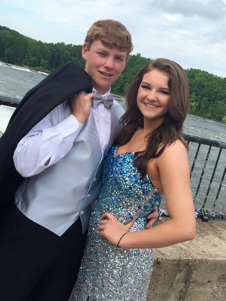 Austin and Sydney’s first time in Prom 2015 💙