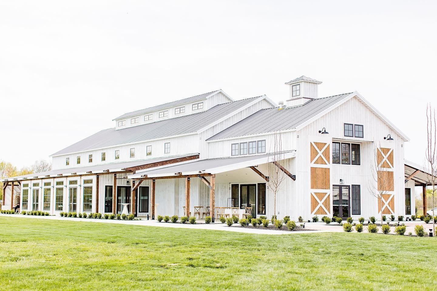 The Wedding Website of Meaghan Porterfield and Raul Cruz