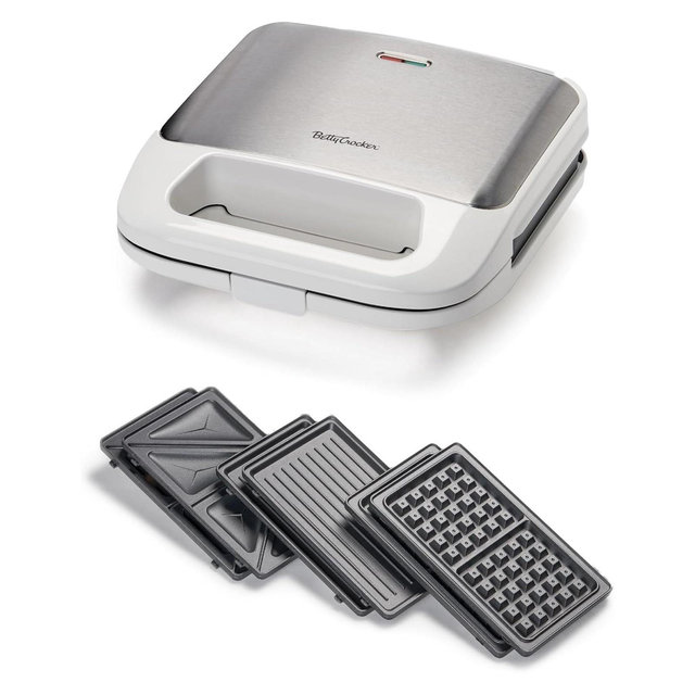 Betty Crocker 3-in-1 Indoor Grill, Sandwich/Panini Press & Waffle Maker Plus, Electric Grill with Interchangeable Non-Stick Plates, 750 Watts, White