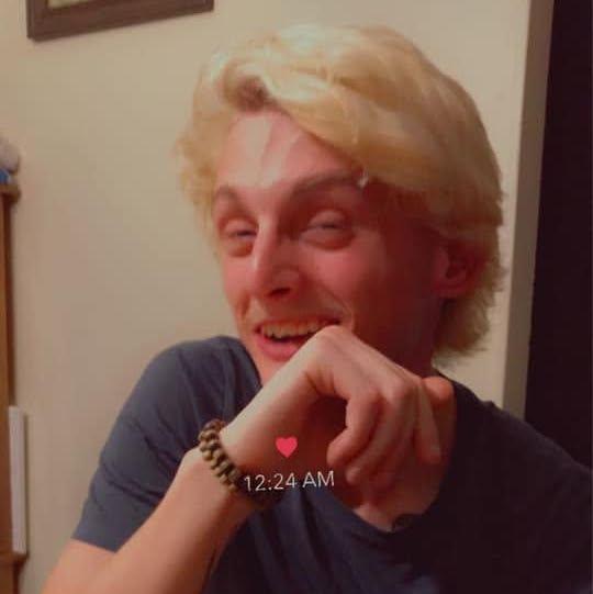 Our first time hanging out ( This was my favorite picture FOREVER!)