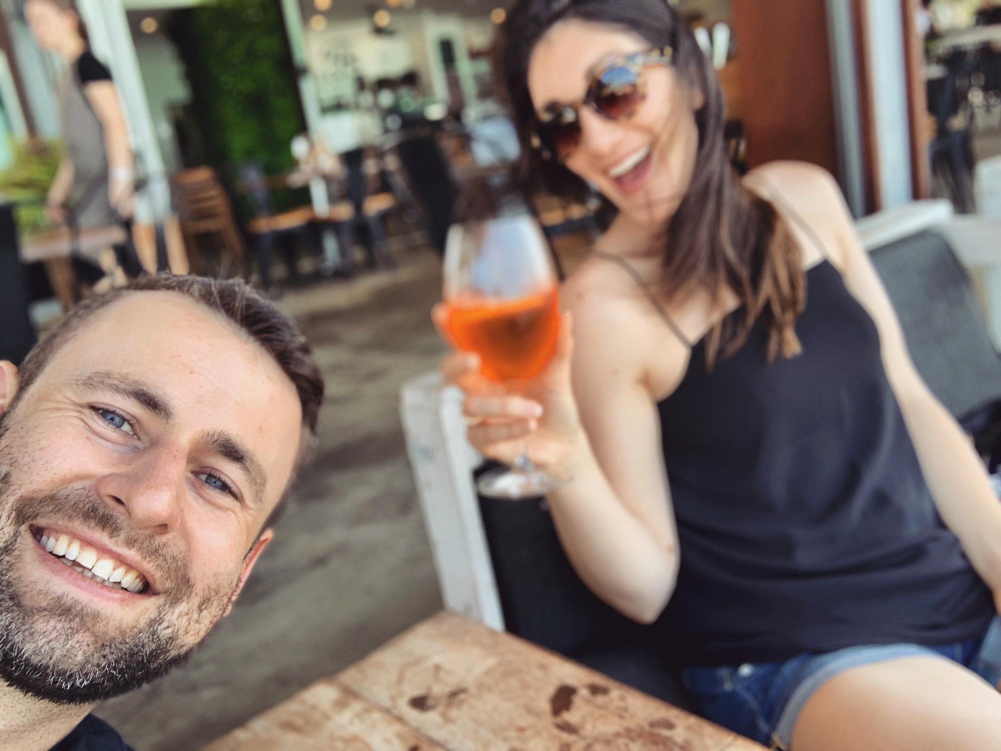 Closing out 2019 the best way possible - with an aperol spritz on the beach (ah... to be drinking aperol spritzes in Australia again!)